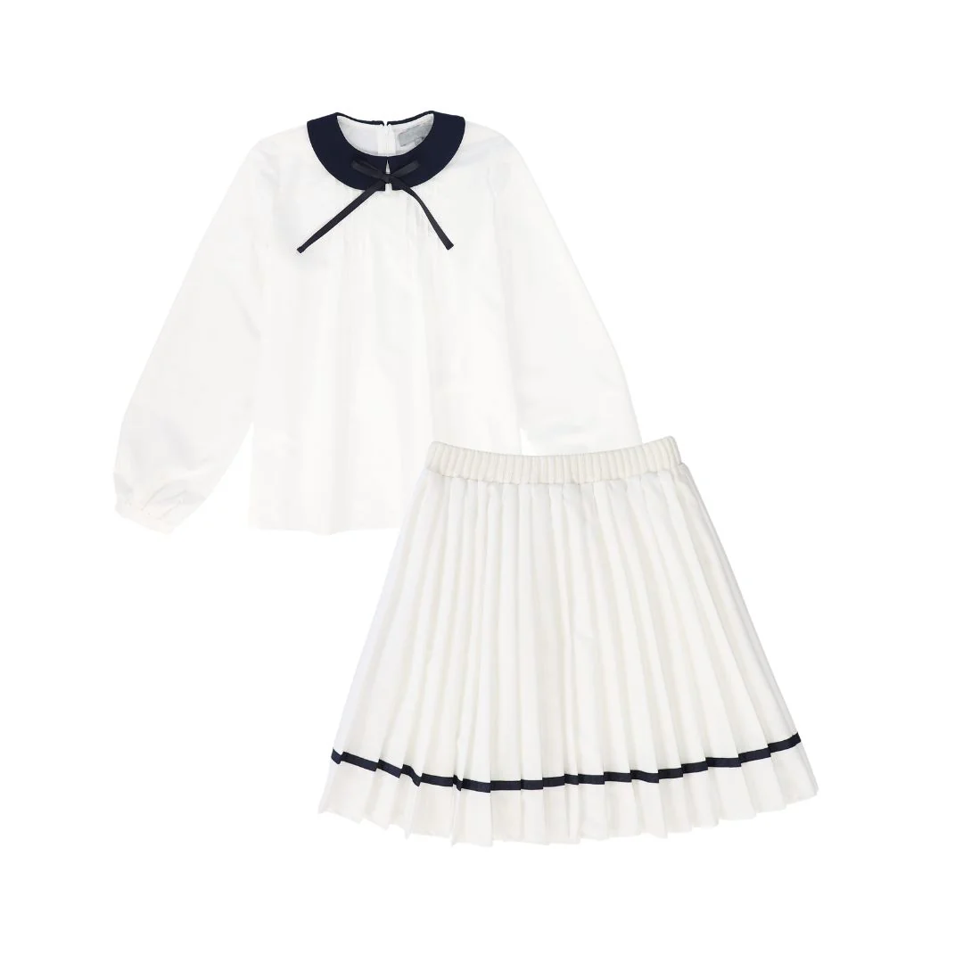 BACE COLLECTION IVORY/NAVY TRIM COLLAR SET