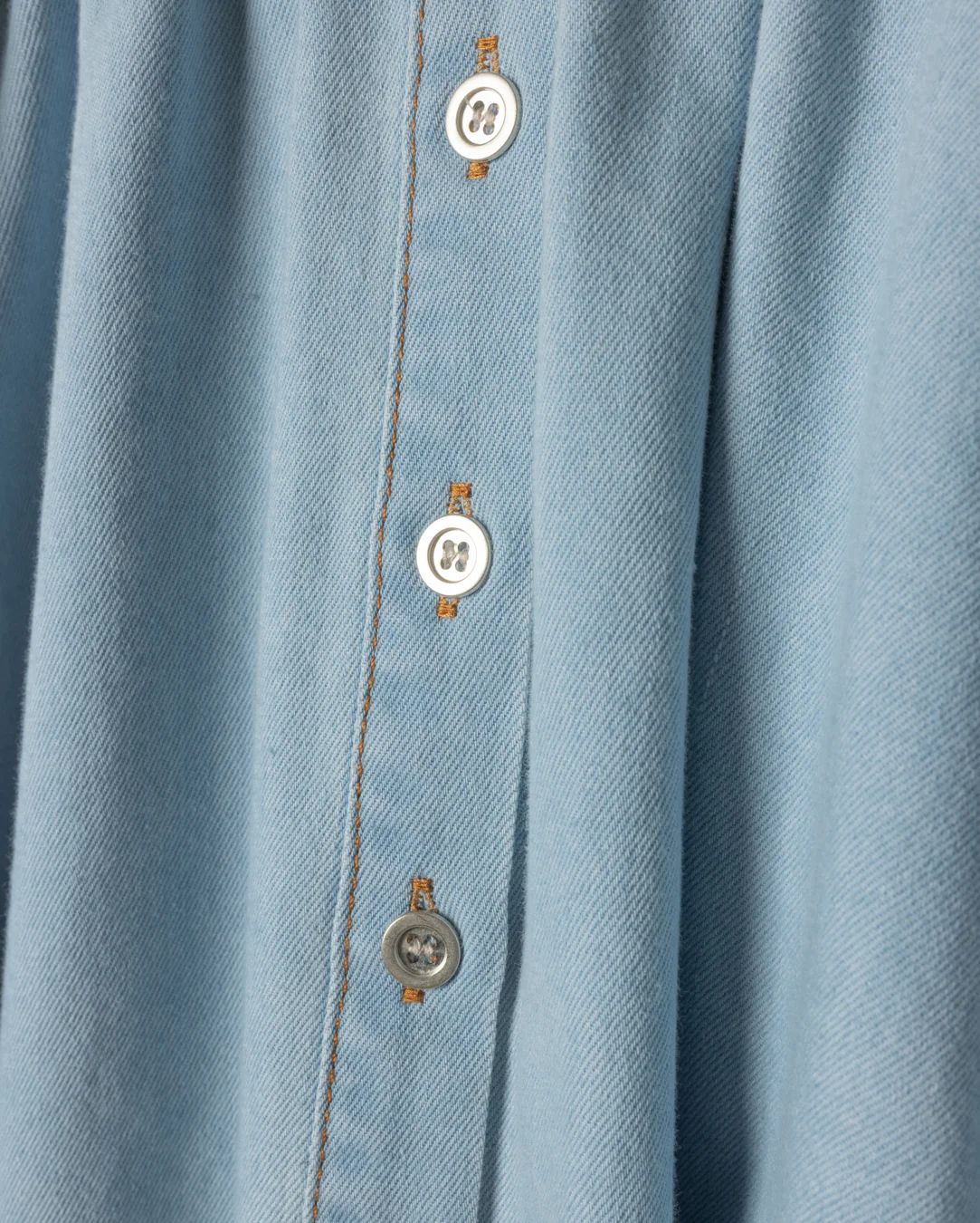 CABANA DENIM CHAMBRAY FLOWY SIDE POCKET SKIRT - Image 2