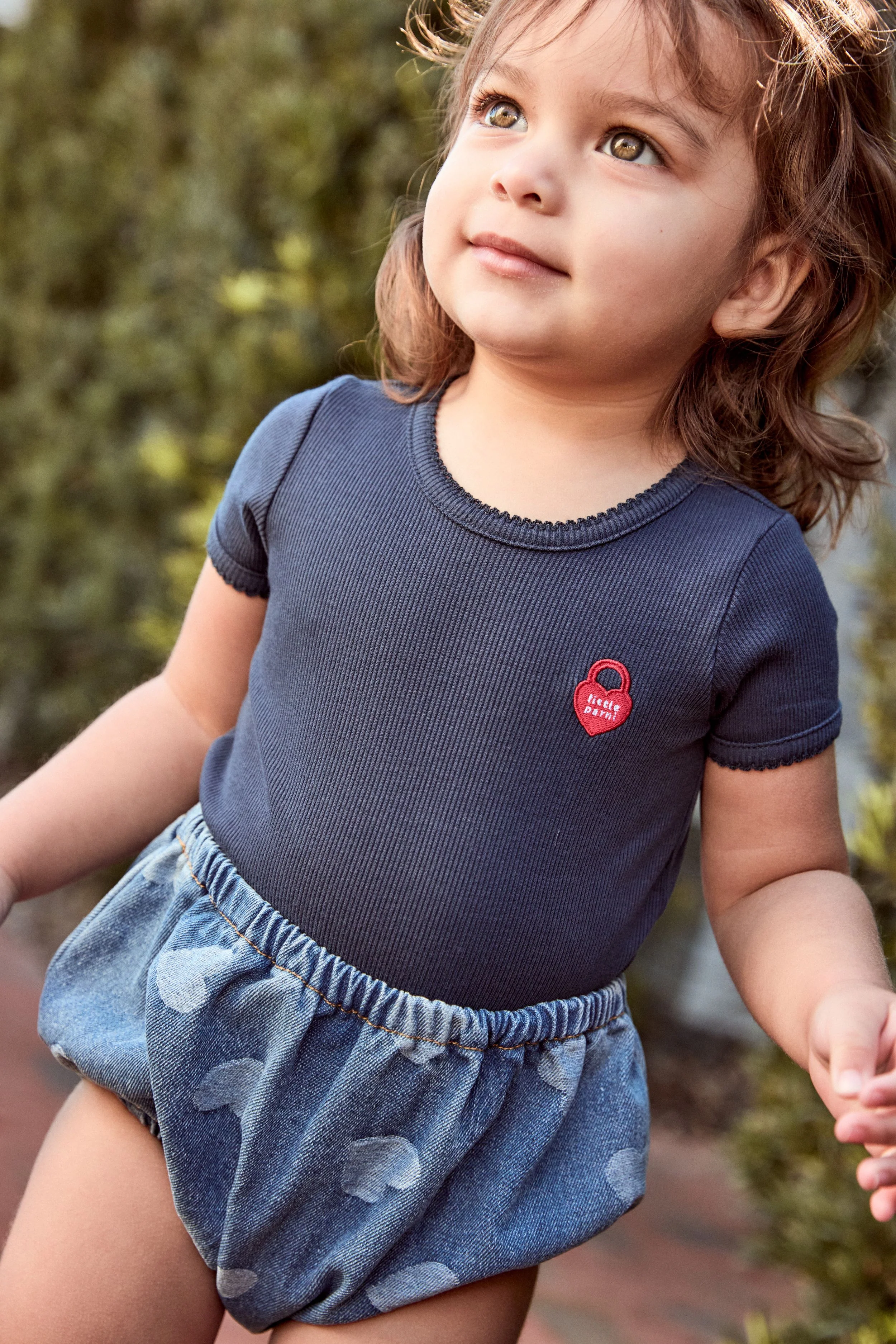 LITTLE PARNI DENIM HEART PRINT BLOOMER - Image 2