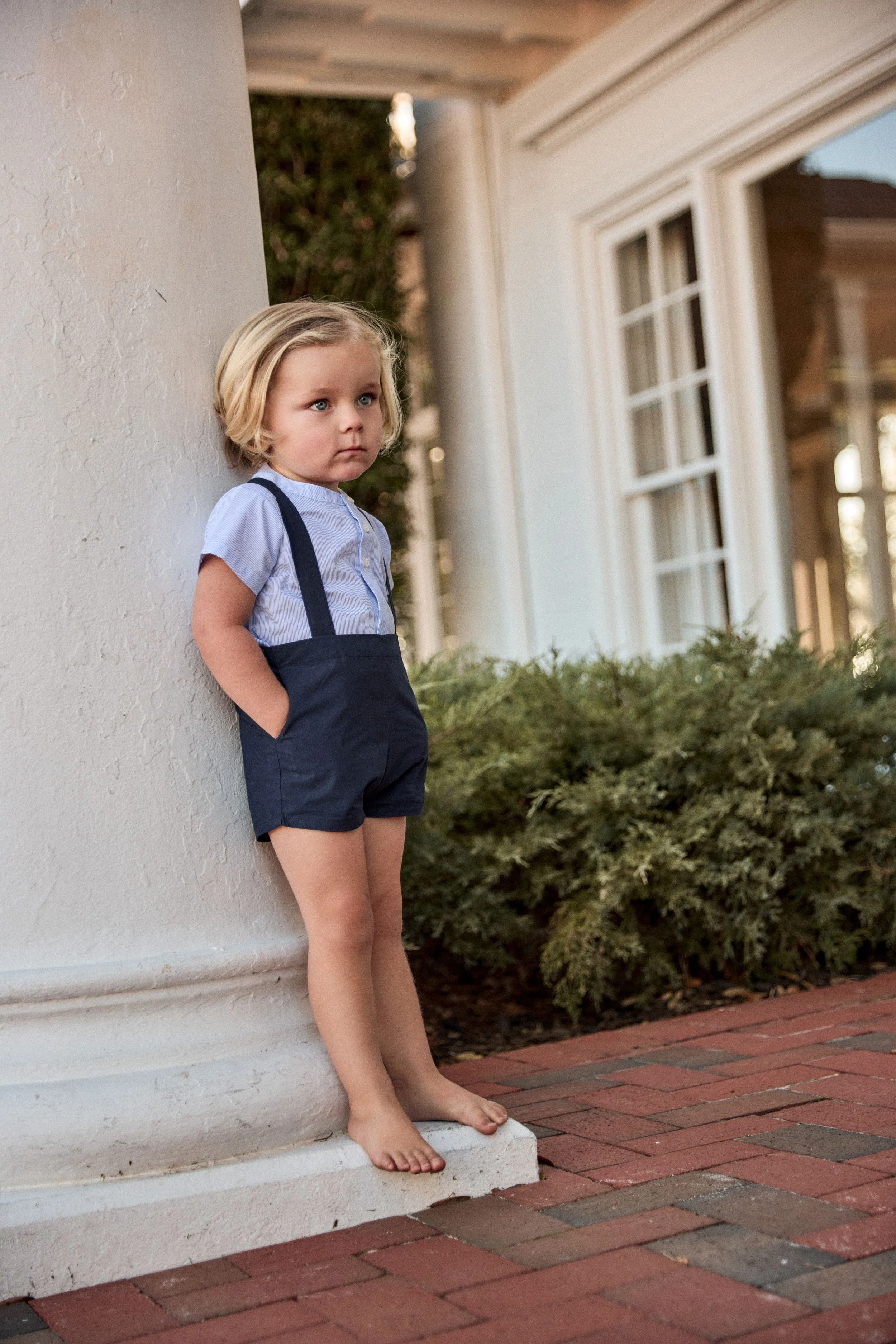 LITTLE PARNI NAVY SUSPENDER SHORTS - Image 2