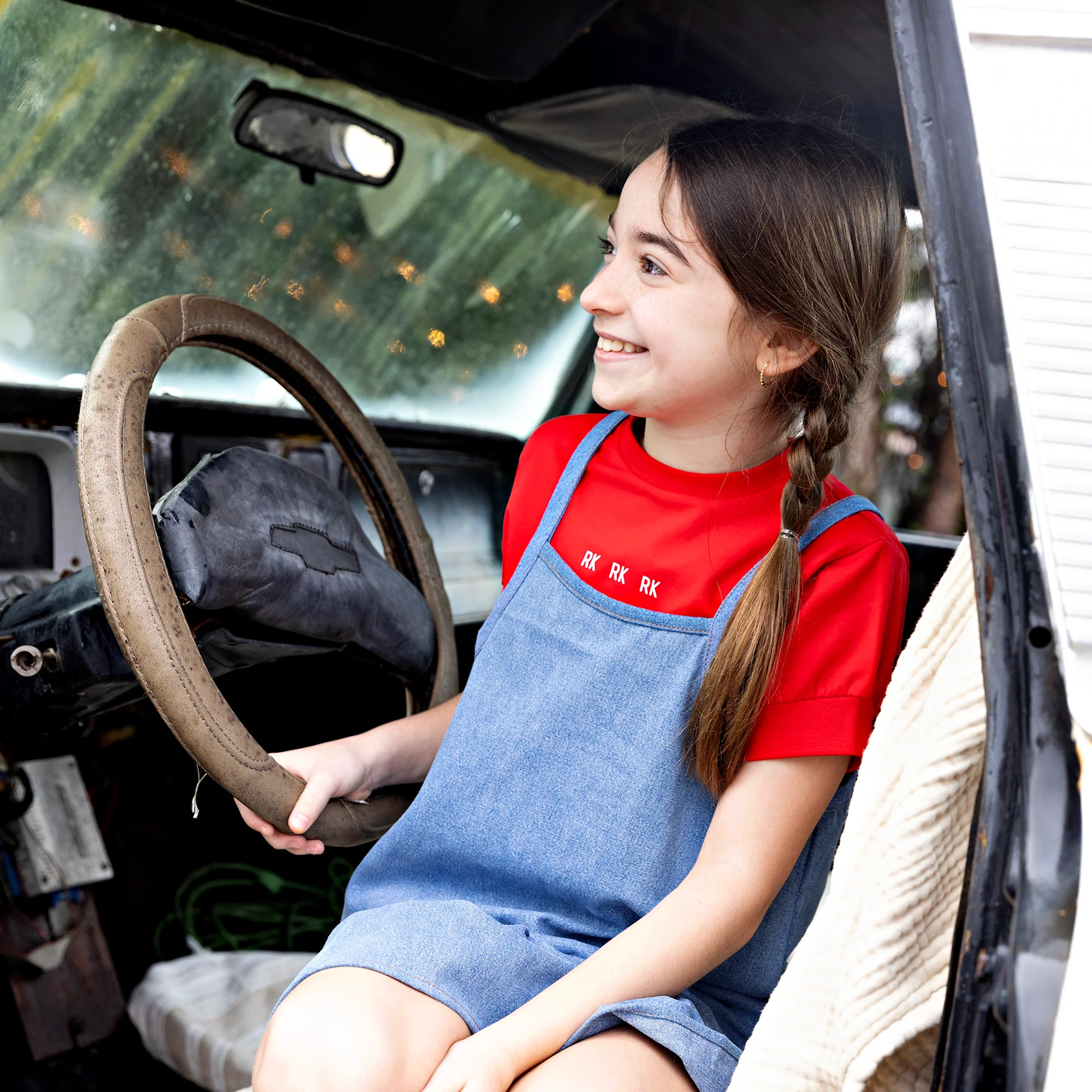 RETRO KID DENIM RUFFLE TRIM DRESS - Image 2