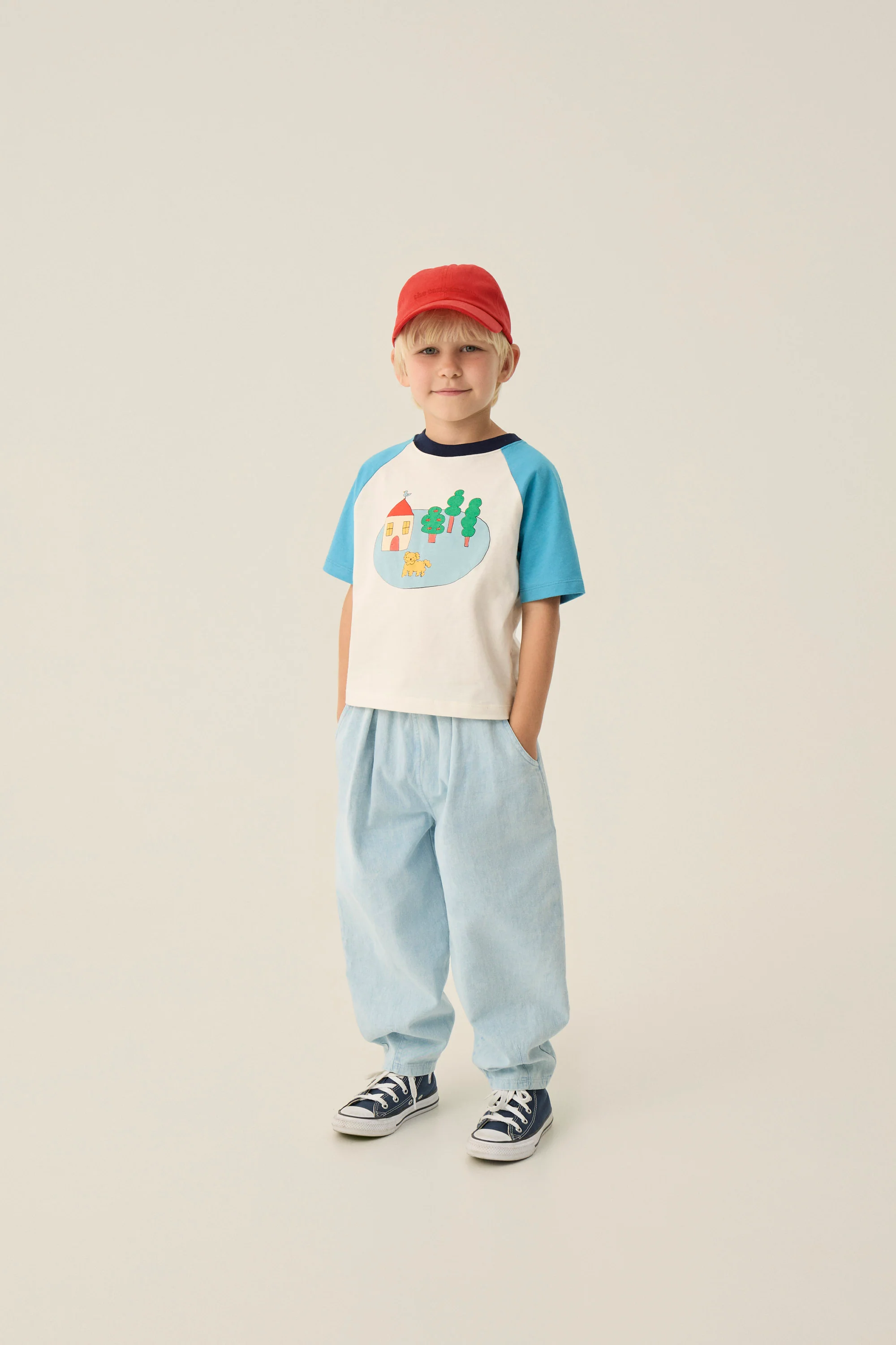 THE CAMPAMENTO WHITE/BLUE GRAPHIC TEE - Image 2