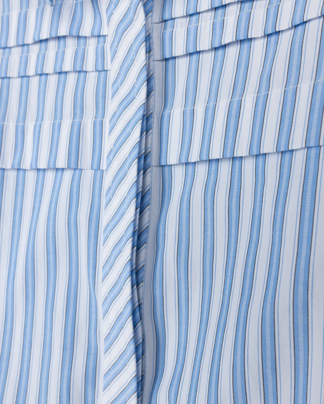 TUSTELLO WHITE/BLUE PINSTRIPED PLEAT BLOUSE - Image 2