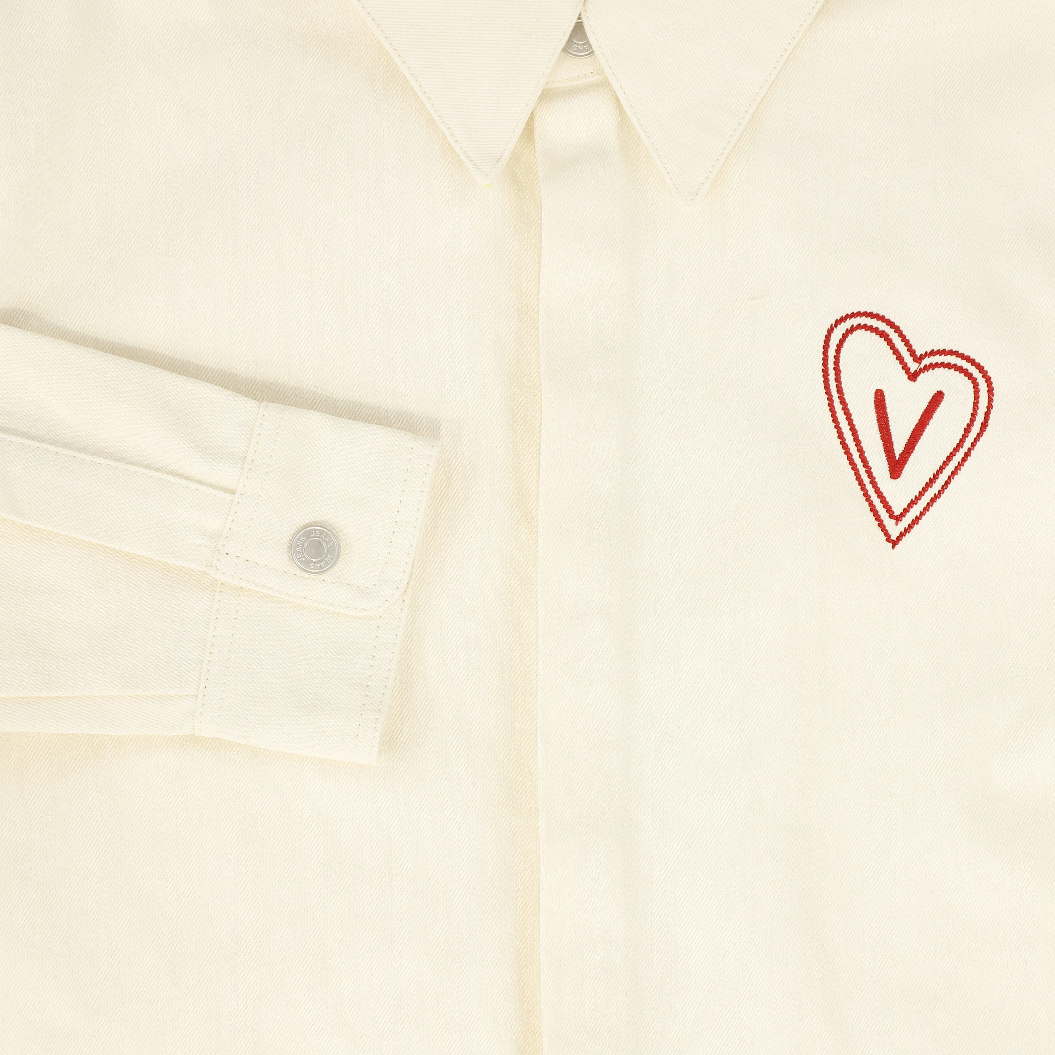 VALENTINA WHITE DENIM HEART PATCH BLOUSE - Image 3